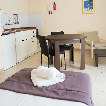 Mavina & מלון 3*