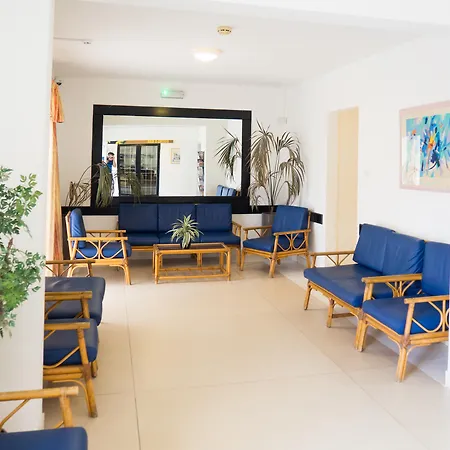 Mavina & Hotel Qawra