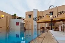 Mavina & Hotel Qawra